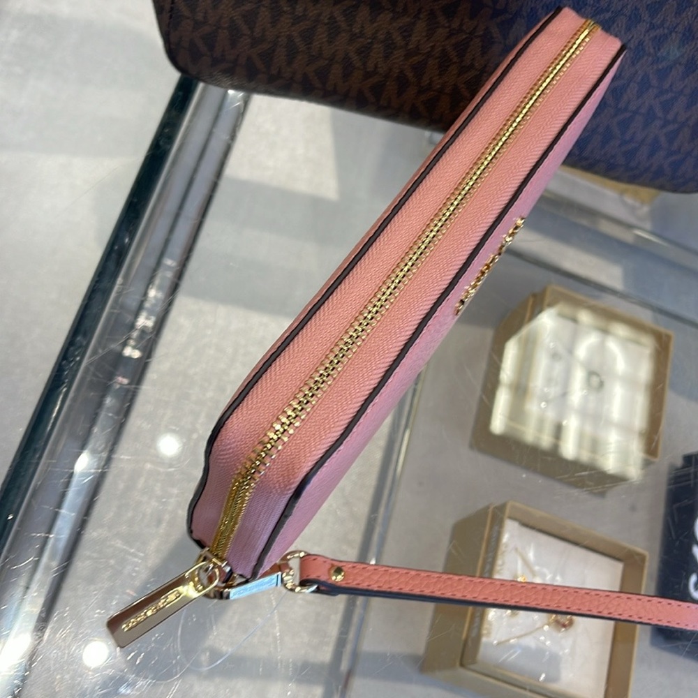 MICHAEL KORS
Leather Continental Wristlet Phone Case Wallet 
Primrose 
NWT - Picture 13 of 16